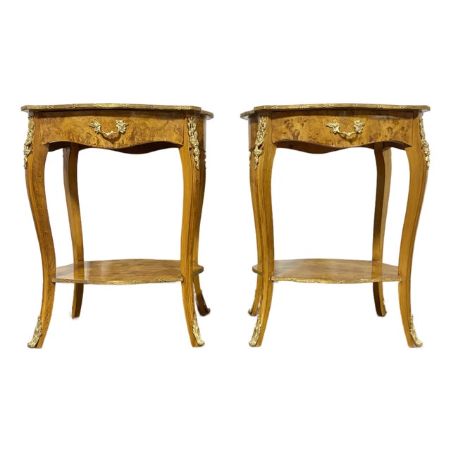 French Louis XV Style Burled Wood Side Tables, Nightstands or Gueridons - A Pair For Sale
