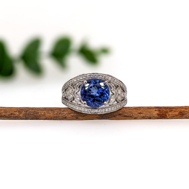 Art Nouveau Intricate Design Tanzanite Ring W Diamond Accents in 14k White Gold Round Size 6.75 For Sale - Image 3 of 7