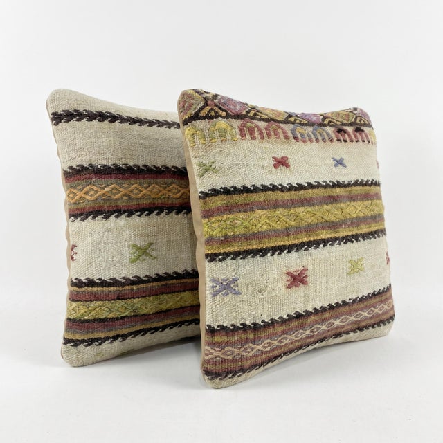 Mid-Century Modern Turkish Oushak Kilim Pillow Cover 16'' X 16'' - Set of Two For Sale - Image 3 of 4