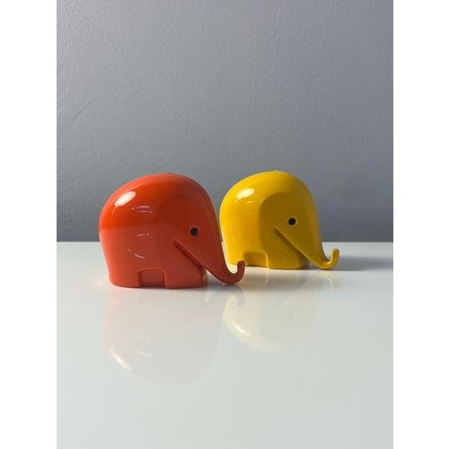 Drumbo Money Box in Yellow and Red by Luigi Colani for Dresdner Bank, Set of 2 For Sale - Image 10 of 11