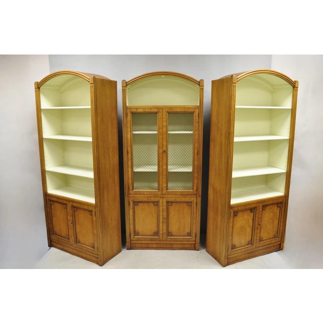 Neoclassical Mid 20th Century Henredon French Country Provincial Walnut Fruitwood 3 Pc Wall Unit Bookcase For Sale - Image 3 of 18