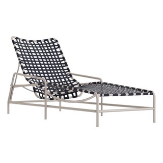 Brown Jordan Kantan Aluminum Suncloth Chaise Lounge, Dove frame with Marine fabric For Sale