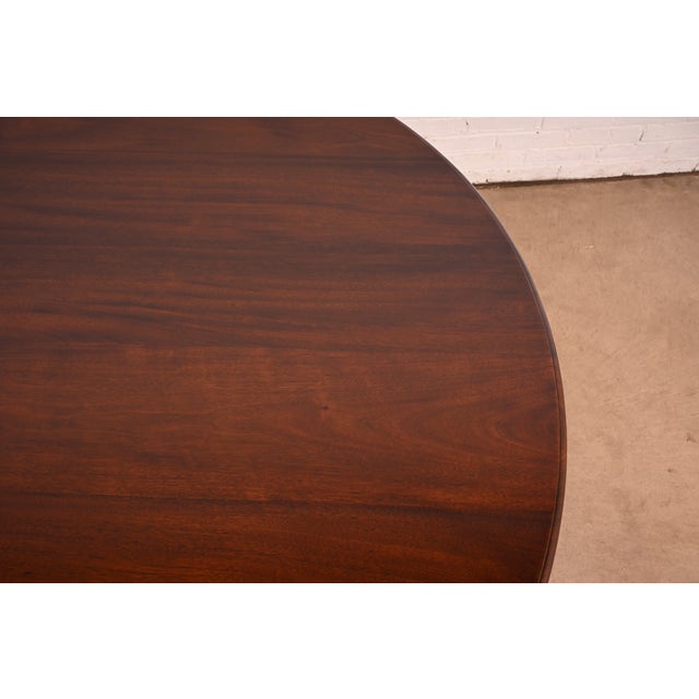 R. J. Horner Style Antique Victorian Carved Mahogany Pedestal Dining Table, Newly Refinished For Sale In South Bend - Image 6 of 12