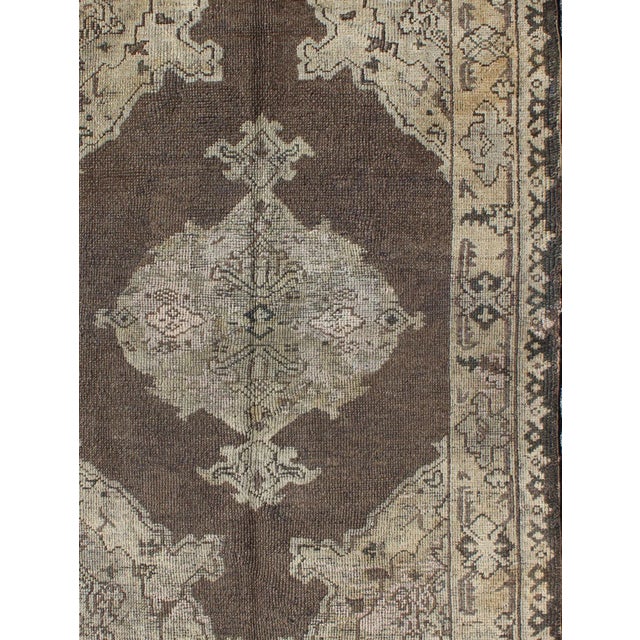Turkish Chocolate Background Vintage Turkish Oushak Rug With Floral Medallion in Cream For Sale - Image 3 of 7