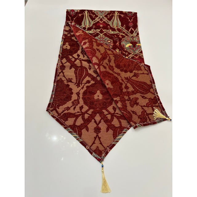 Authentic Turkish motif table runner in red. Fabric made from velvet and cotton Weaved by Turkic motifs Both end have...