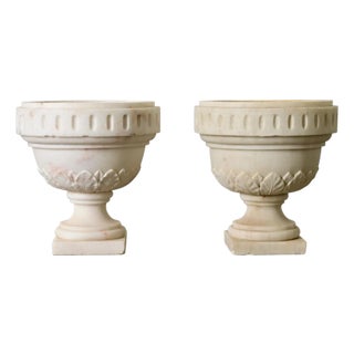 Portuguese 19th Century Pair of Carved Alabaster Urns For Sale