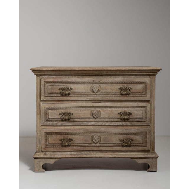 19th Century Louis XV Oak Chest of Drawers For Sale - Image 12 of 18