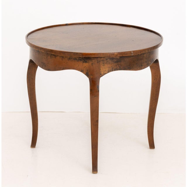 Italian Circular Walnut Occasional Table For Sale In New York - Image 6 of 7