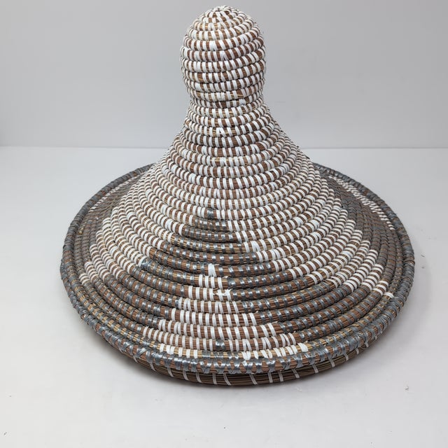 Wood 1990s Handwoven African Style Large Cone Lid Basket Wicker Storage Tribal Geometric For Sale - Image 7 of 10