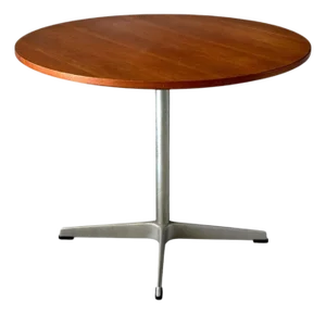 1960s Arne Jacobsen for Fritz Hansen Mid-Century Modern Cocktail Table