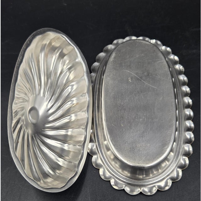 Silver Mid 20th Century Sheffield Victorian Style Silver Plated Spiral Covered Butter Dish W/ Glass Insert For Sale - Image 8 of 18