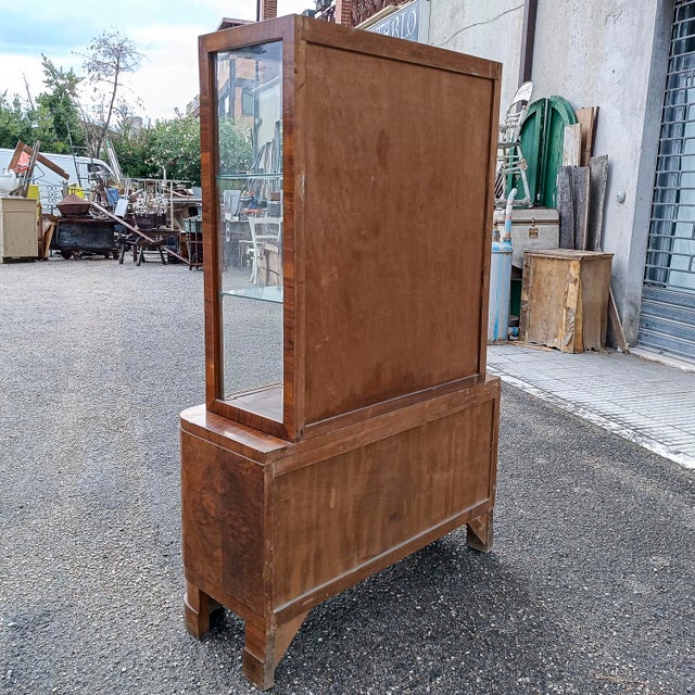 Italian Art Deco Display Cabinet For Sale - Image 17 of 18