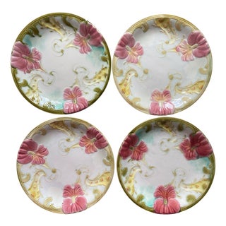 Antique French Art Nouveau Majolica Pansy Flower Plates from Luneville, 1890s, Set of 4 For Sale