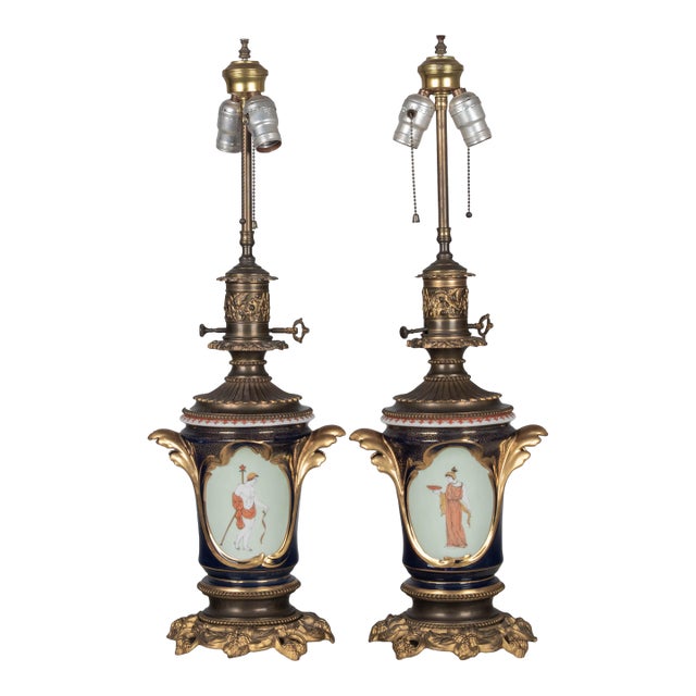 Pair of 19th Century French Vieux Paris Porcelain Lamps For Sale