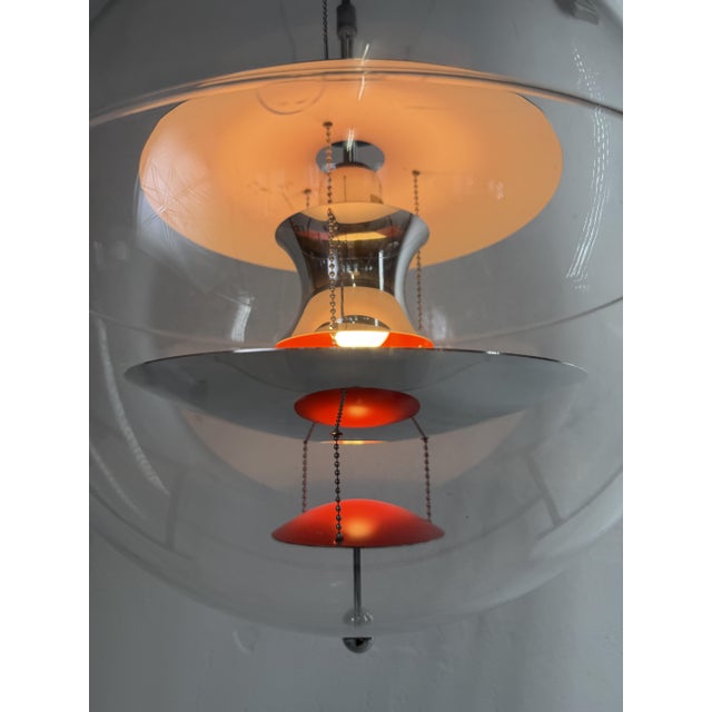 2000 - 2009 VP Globe 40 Pendant Light by Verner Panton for Frandsen, 2007 For Sale - Image 5 of 8