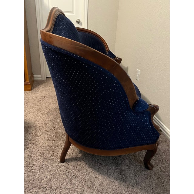 American Price Cut! 1800s American Finger Carved Settee For Sale - Image 3 of 12