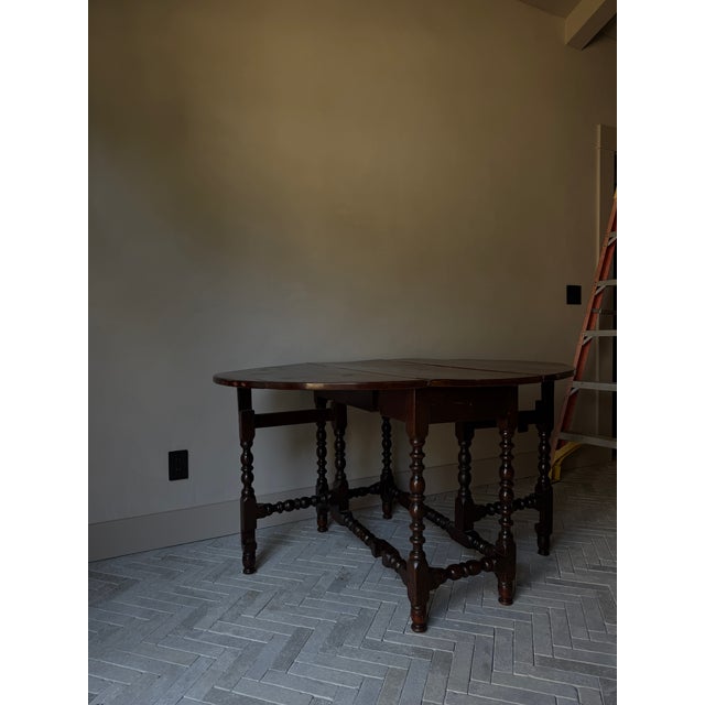 Antique English Gate Leg Table - Turned Legs Drop Leaf For Sale In Los Angeles - Image 6 of 8