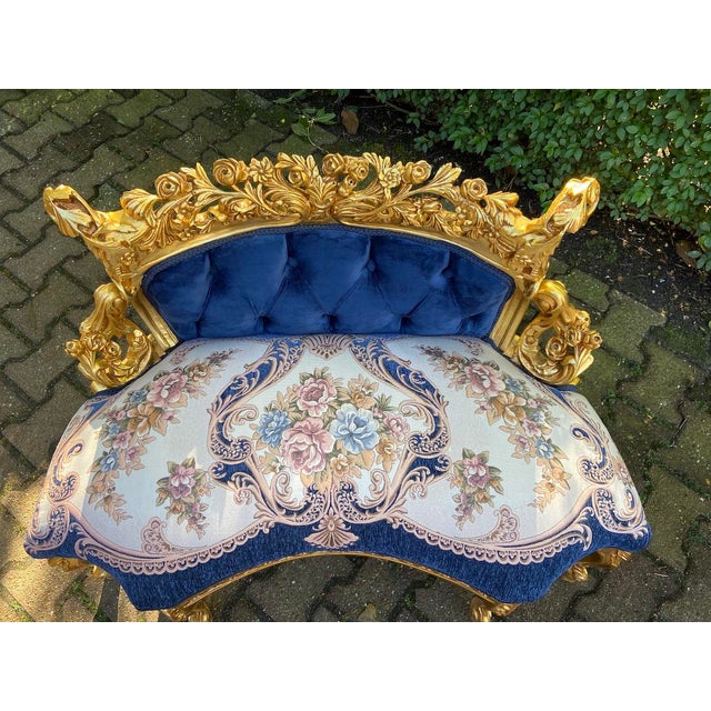 French 1980s French Louis XVI Blue Gold Beech Velvet Settee For Sale - Image 3 of 14
