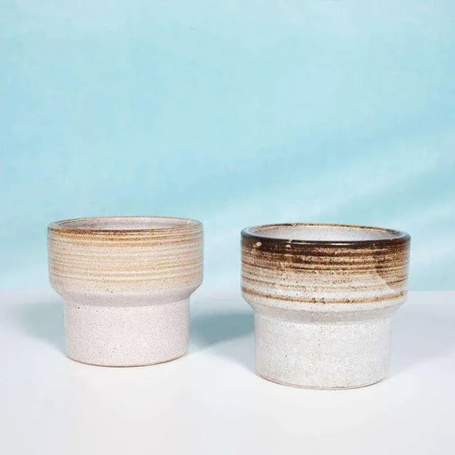 Rare and complete set of flowerpots from the 1950s/60s made by the Dutch brand Zaalberg (marked on the bottom). Chic to...