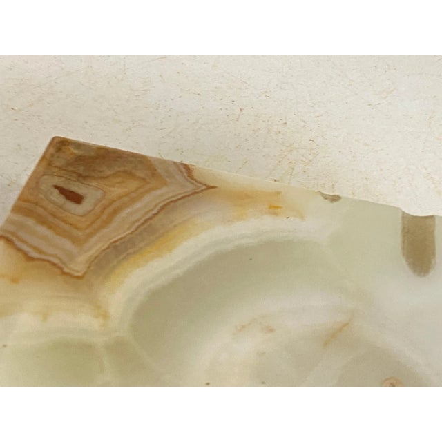 White Large Ashtray Vide Poche in White Onyx, Italy, 1960s For Sale - Image 8 of 10