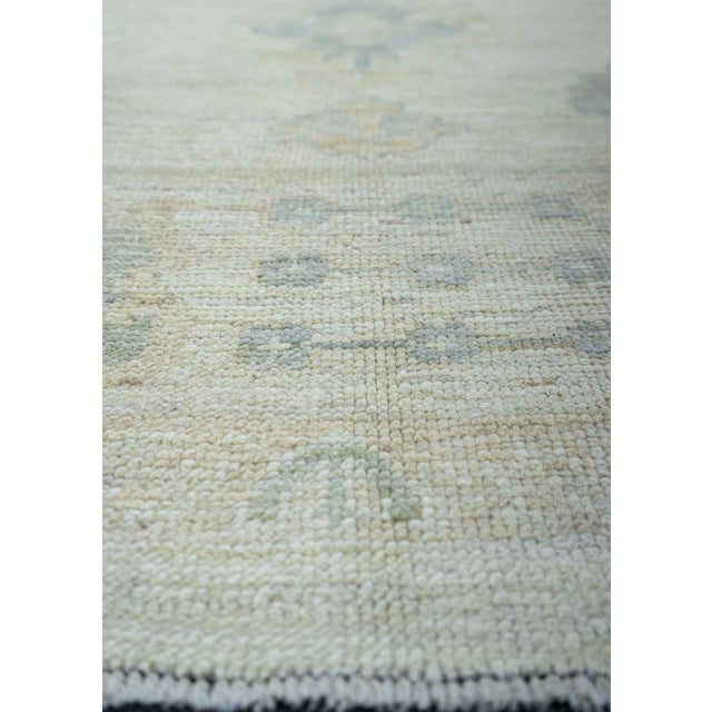 Turkish Turkish Oushak Rug 9'11" x 14'1" #20332 For Sale - Image 3 of 8
