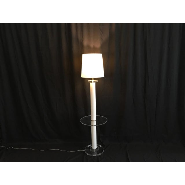 Vintage Modern Hollywood Regency All Lucite Acrylic Lamp Table For Sale - Image 10 of 11