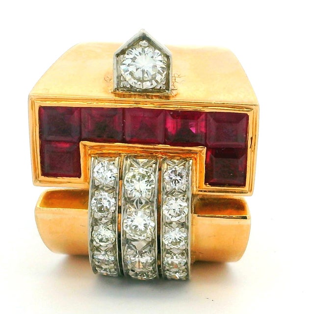 Retro 18k Gold Ruby and Diamond Tank Ring, Circa 1940s, Size 8 For Sale - Image 10 of 10