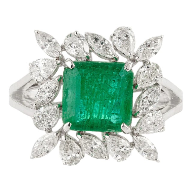 18k Gold 2.85ct Square Emerald & 1.19ct Diamond Cocktail Ring Size 7- Heirloom Jewelry For Sale