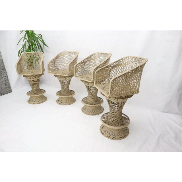 Russell Woodard Spun Fiber Glass Resin Set of 4 Outdoors Bar Stools For Sale - Image 6 of 13
