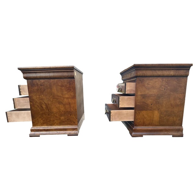 Sienna 1990s Henredon French Regency "Charles X" Burl Wood Bedside Chests - A Pair For Sale - Image 8 of 11