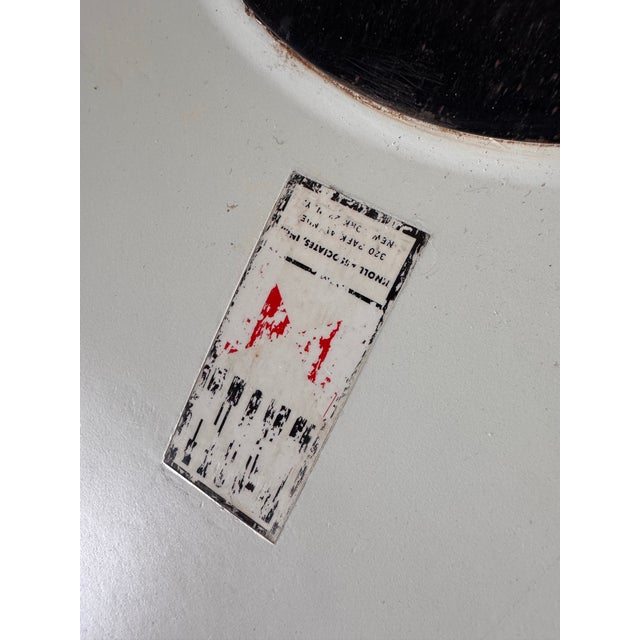 White Set of Four Early 1960s Eero Saarinen Tulip Armchairs for Knoll For Sale - Image 8 of 12