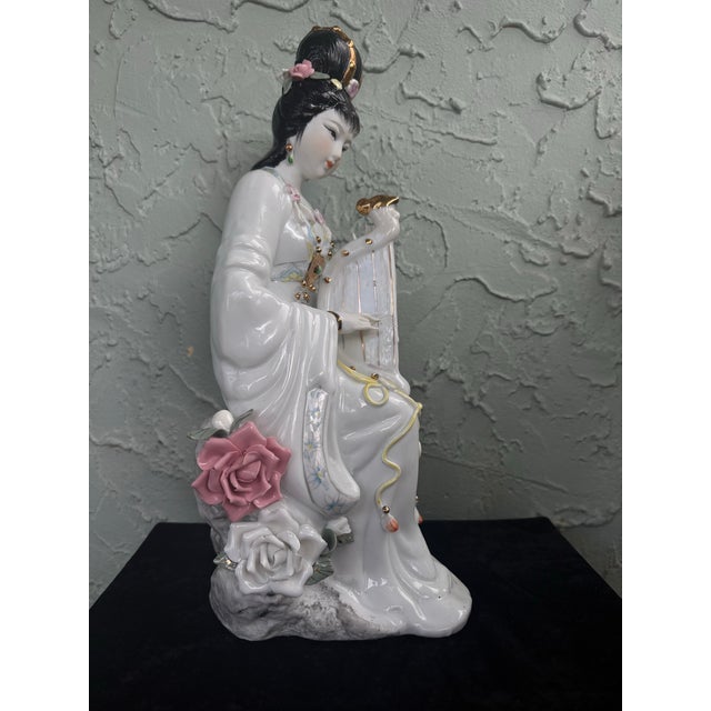 Vintage Chinese Porcelain Court Lady Musician Figurine With Applied Flowers and Gilt Accents For Sale - Image 10 of 12