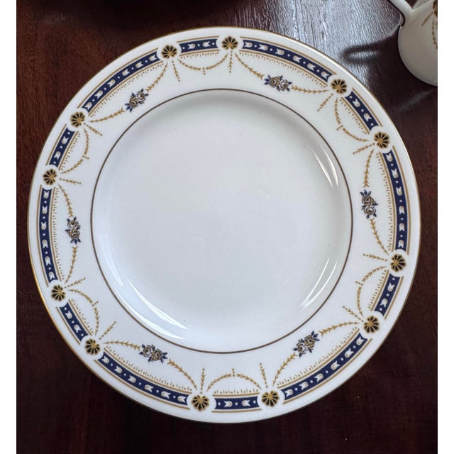 Ceramic 1986 Coalport Sherborne Demitasse & Dessert Tea Sets Service for 6 - 22 pcs For Sale - Image 7 of 8