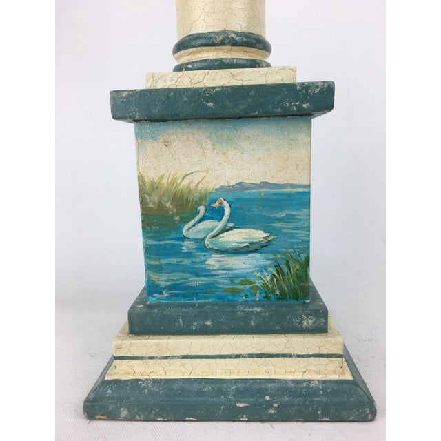 20th Century English Traditional Hand-Painted Swan Wood Column Lamp For Sale - Image 4 of 6