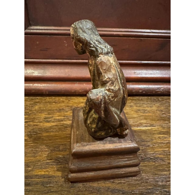 Figurative 18th Century Polychromed Wooden Praying Santos Sculpture on Stand For Sale - Image 3 of 10
