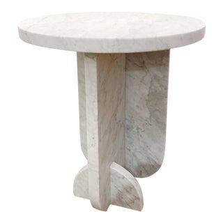 Minimalist Fin Marble Side Table For Sale