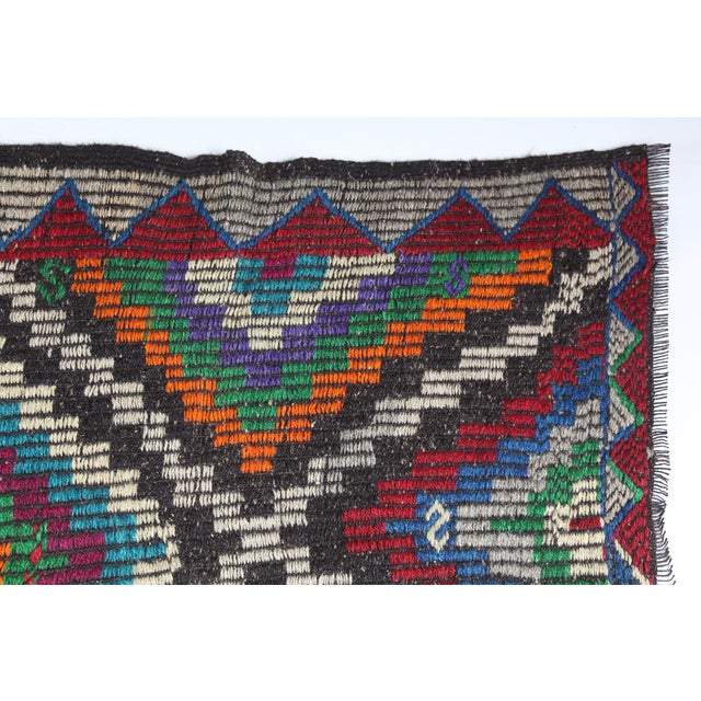 Vintage Anatolian Cicim Kilim With Diamond Motifs – Handwoven Tribal Flatweave -6' 4'' X 8' 4'' For Sale - Image 4 of 13