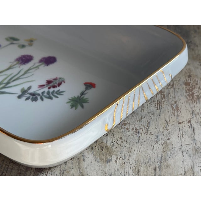 1990s Vintage Llourioux "Le Faune" Floral Pattern French Stoneware Rectangle Baking Pan For Sale - Image 5 of 8
