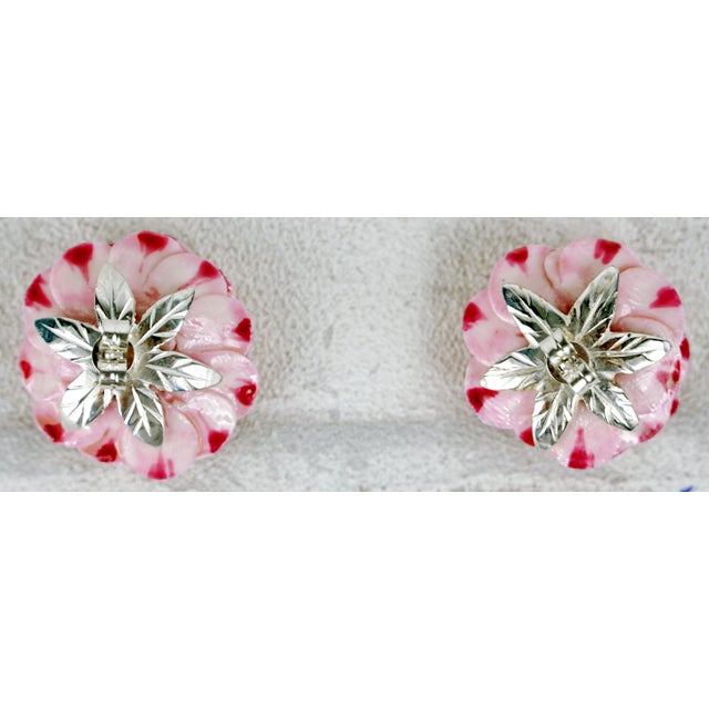 Pair of Trompe l'Oeil Flower Earrings in Porcelain and Silver - Didier Gardillou For Sale - Image 4 of 7