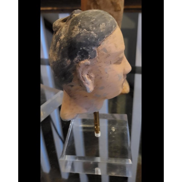 15th Century & Earlier Ancient Chinese Han Dynasty Terracotta Head of an Attendant Period: Han Dynasty (206 Bce – 220 Ce) For Sale - Image 5 of 6