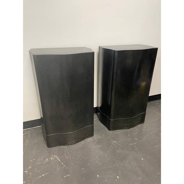 Mid 20th-Century Palm Beach Regency Marshall Fields Black Lacquer Display Pedestals - a Pair For Sale - Image 9 of 9