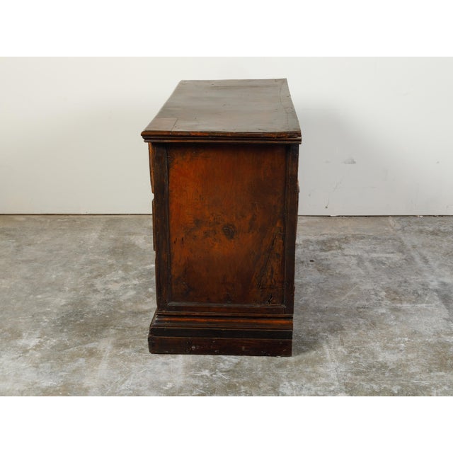 Italian 1800s Walnut Commode with Three Drawers and Raised Diamond Motifs For Sale - Image 11 of 12