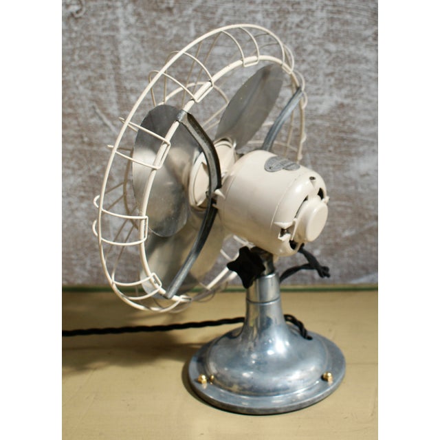1950s Vintage Desk Fan, 1950 For Sale - Image 5 of 9