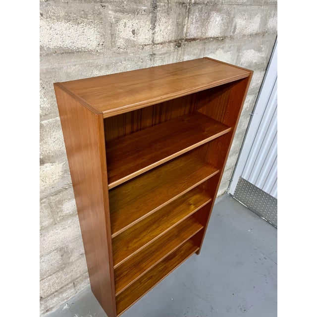 Vintage Mid Century Modern Danish Bookcase With Adjustable Shelves. Circa 1970s For Sale - Image 4 of 13