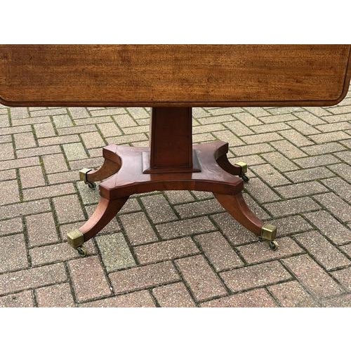 Victorian Mahogany Coffee Table with Drop Sides and Drawer For Sale - Image 3 of 13