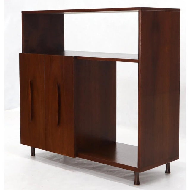 Mid 20th Century Walnut Mid-Century Modern Accordion Door Entry Hall Cabinet For Sale - Image 4 of 11