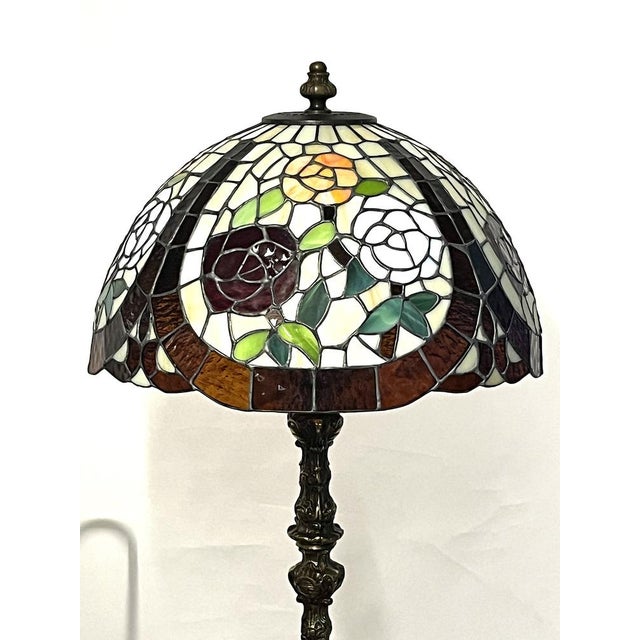 1950s Brass Floor Lamp in the style of Tiffany, 1950s For Sale - Image 5 of 14