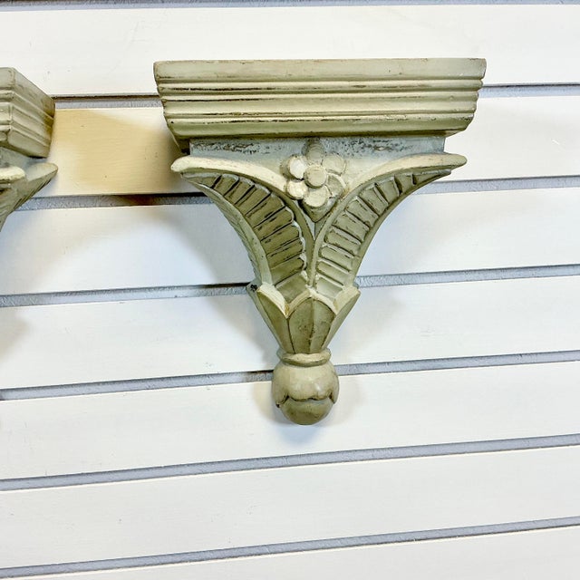 Mid 20th Century Vintage Coastal Traditional Hand Carved Wooden Painted Wall-Mounted Shelves - A Pair, Palm Fronds Accent For Sale - Image 5 of 17