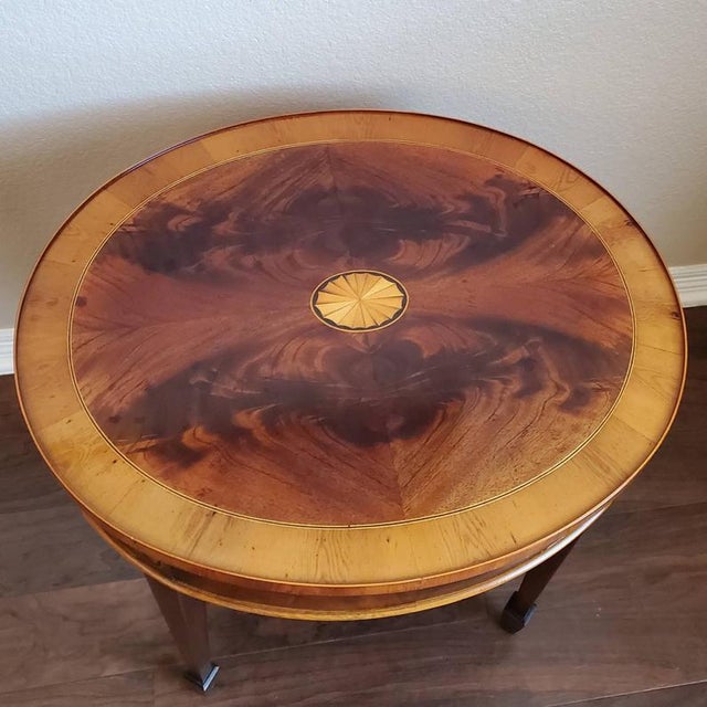 Hekman Mahogany Crotch Mahognay Marquetry Inlaid Copley Place Oval End