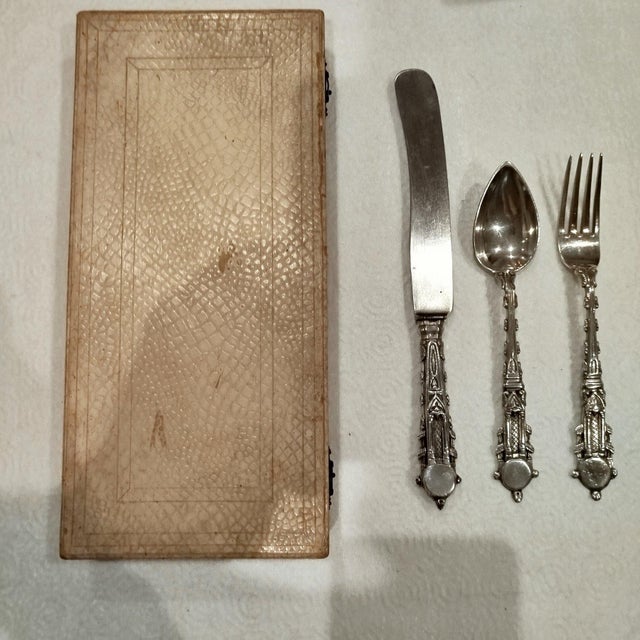 Silver Gothic-Style Silver Cutlery with Case, 1800s, Set of 4 For Sale - Image 8 of 12